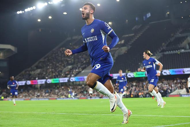 神剧情！爱尔兰3-2绝杀匈牙利晋级附加赛，帕罗特帽子戏法